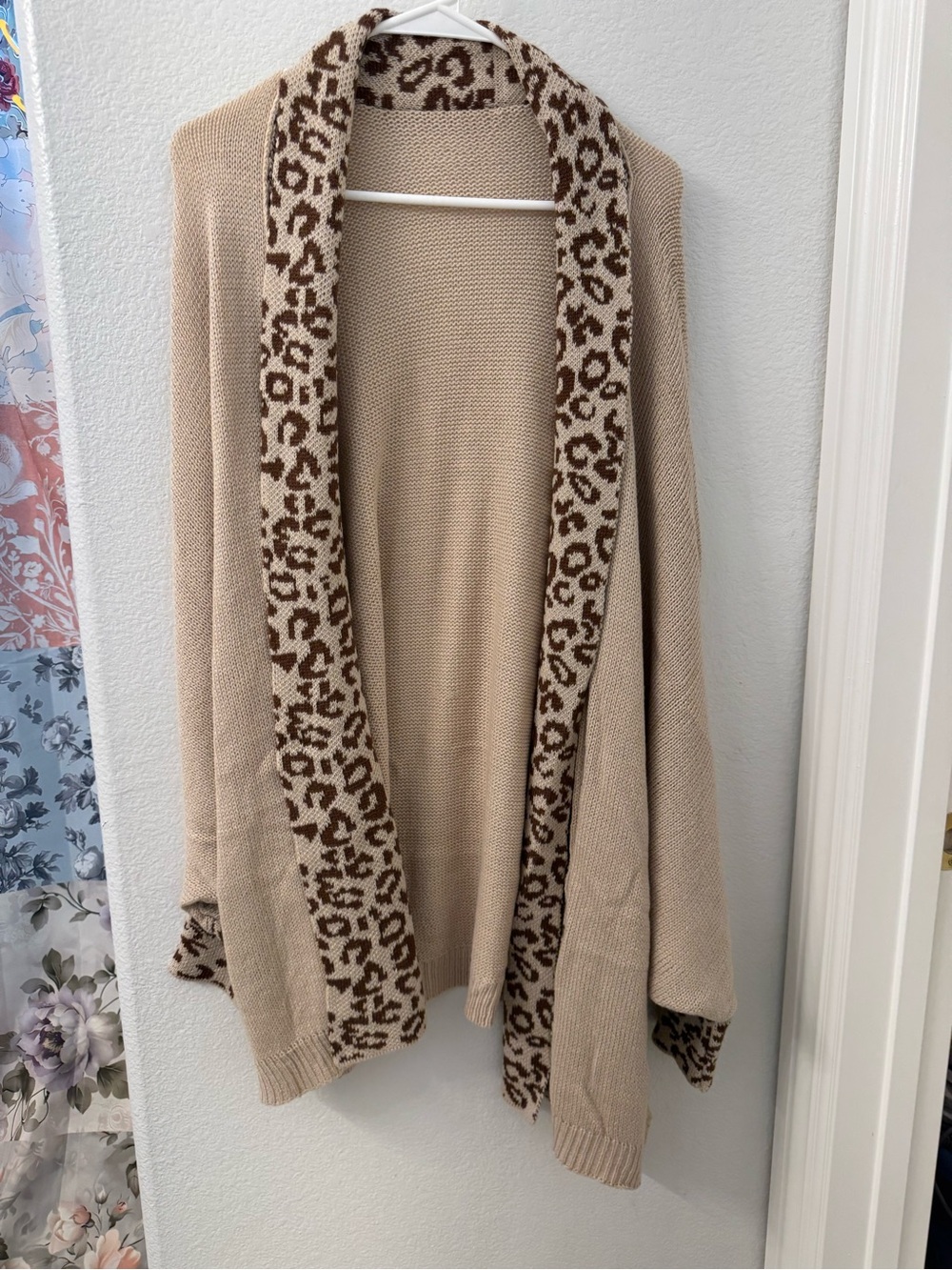 NWT BloomChic Beige Open-Front Cardigan with Leopard Trim 12 Large new
